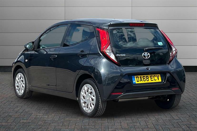 Toyota Aygo 1.0 Vvt-i X-play Grey #3