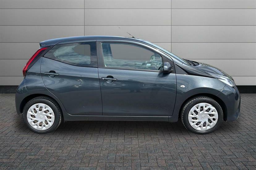 Toyota Aygo 1.0 Vvt-i X-play Grey #4