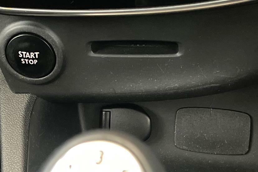 Renault Clio 0.9 Tce Dynamique S Nav Euro 6 Ss Black #36