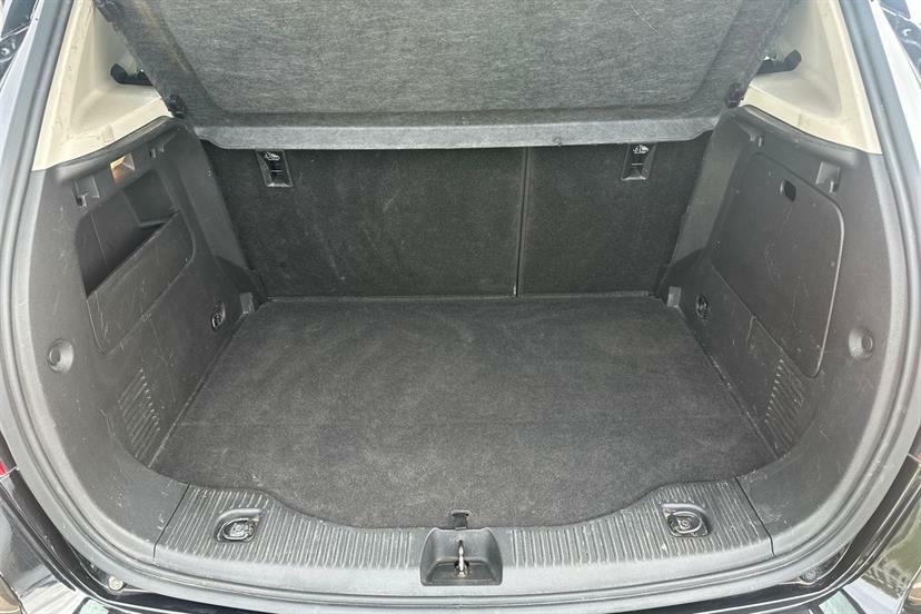 Vauxhall Mokka X Elite Red #8