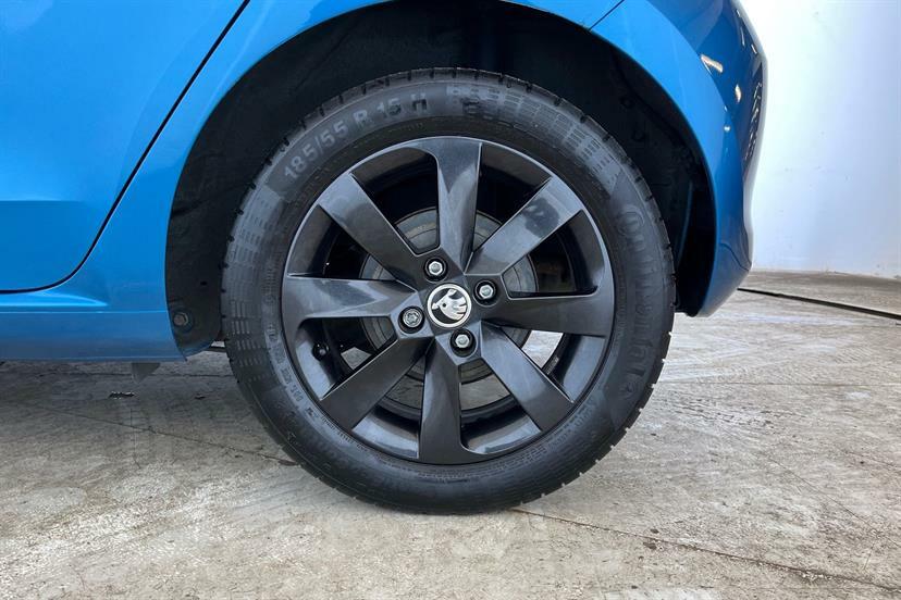 Skoda Citigo Hatchback Black #11