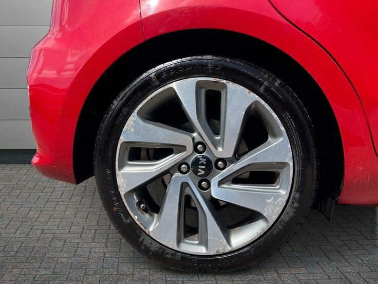 Kia RIO 1.4 Ecodynamics 3 Hatchback 107 Red #4