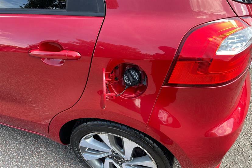 Kia RIO 1.4 3 Euro 6 Red #30