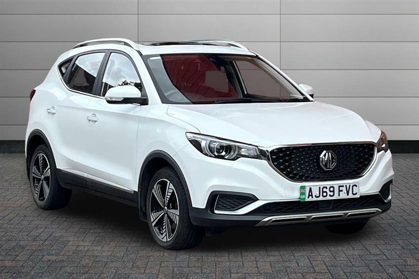 MG ZS 105Kw Exclusive Ev 45Kwh Red #1