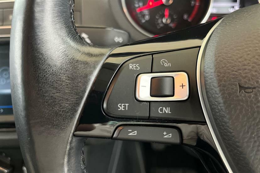 Volkswagen Polo 2017 67 1.0 Grey #27