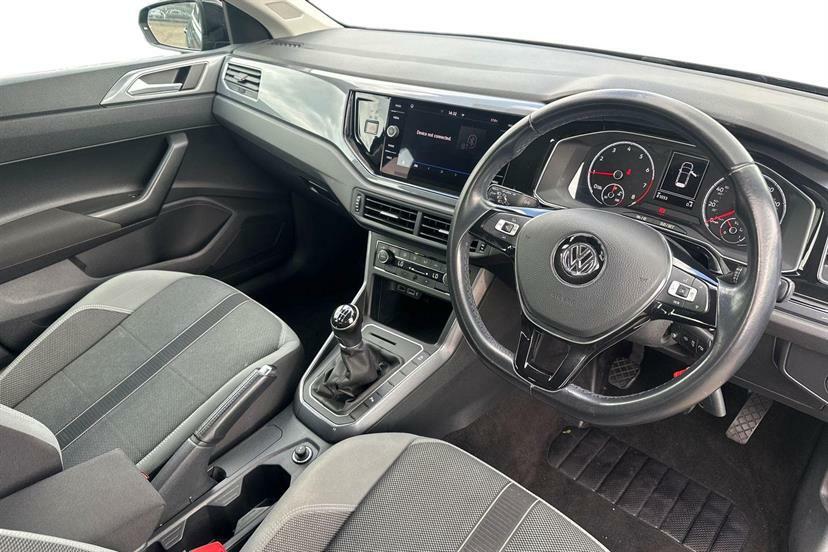 Volkswagen Polo 1.0 Tsi 115 Sel Black #6