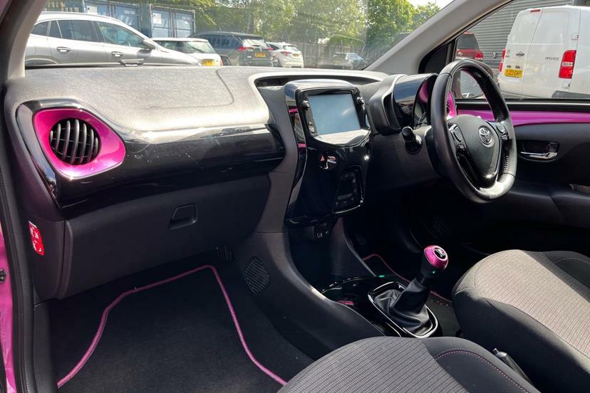 Toyota Aygo Hatchback #26