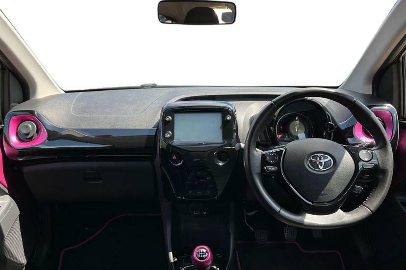 Toyota Aygo 1.0 Vvt-i X-cite 5 Black #6