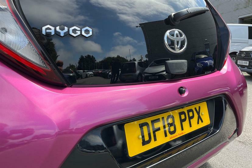Toyota Aygo Hatchback #24