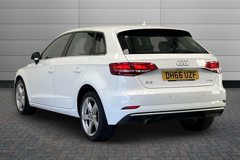 Audi A3 1.0 Tfsi Sport DH66UZF White #3