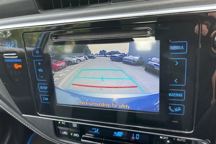 Toyota Auris 1.8L Design Blue #42