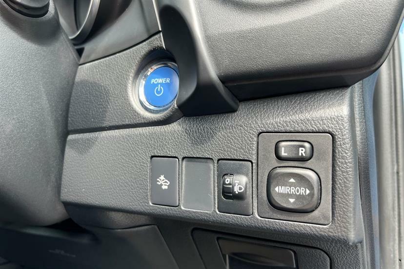 Toyota Auris 1.8L Design Blue #27