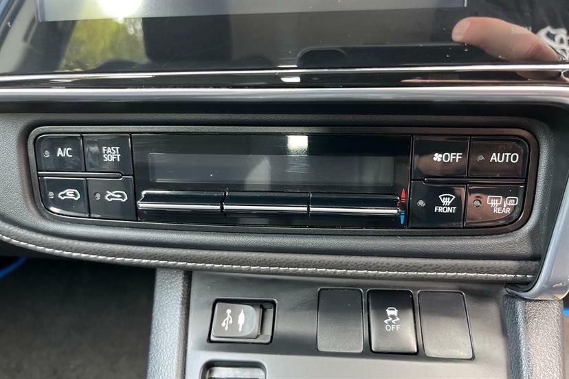 Toyota Auris 1.8L Design Blue #34