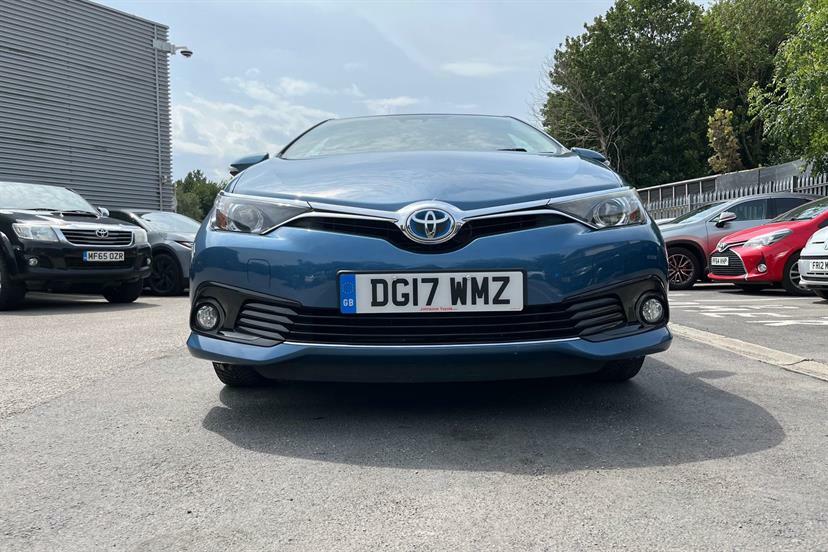 Toyota Auris 1.8L Design Blue #15