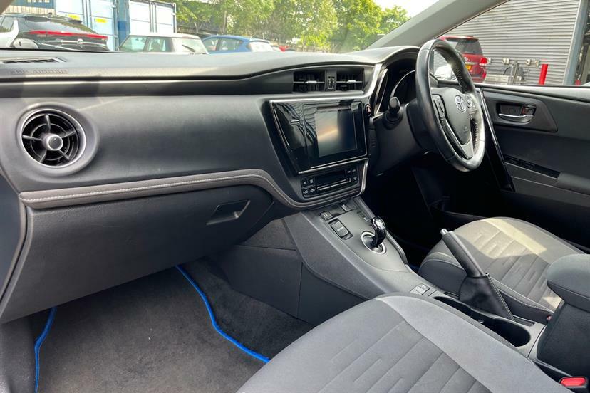 Toyota Auris 1.8L Design Blue #25