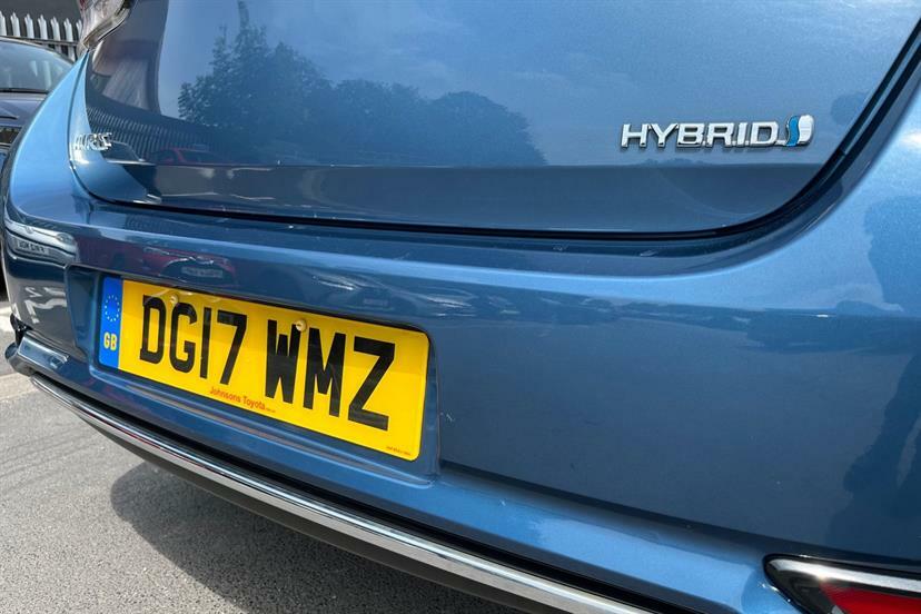 Toyota Auris 1.8L Design Blue #23