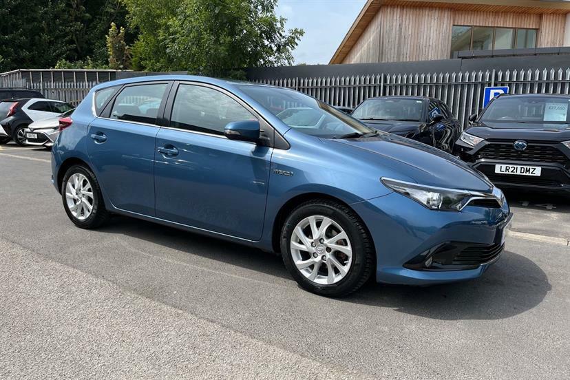 Toyota Auris 1.8L Design Blue #16