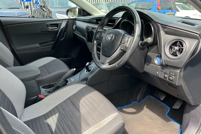 Toyota Auris 1.8L Design Blue #26