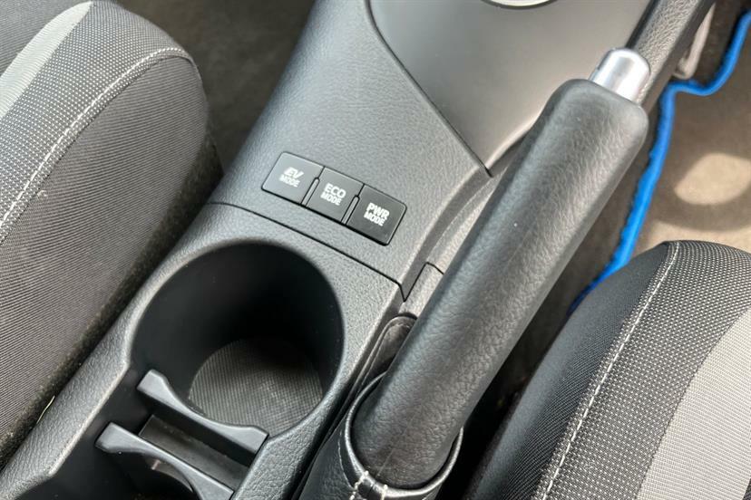 Toyota Auris 1.8L Design Blue #36