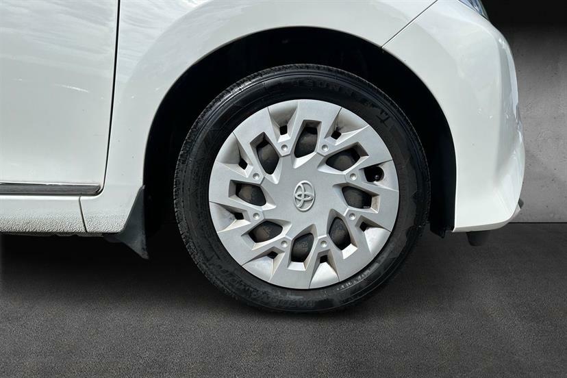 Toyota Aygo 1.0 Vvt-i X-play Tss X-shift White #5