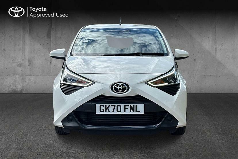 Toyota Aygo 1.0 Vvt-i X-play Tss X-shift White #6