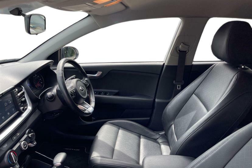 Kia Stonic 1.0T Gdi Maxx White #2