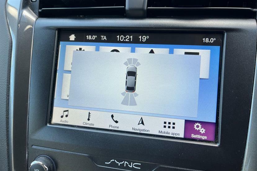 Ford Mondeo 2.0 Tdci Titanium Edition Hatchback Man Black #40