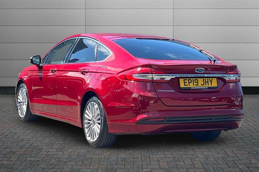 Ford Mondeo 1.5 Ecoboost 165 Titanium Edition Red #3