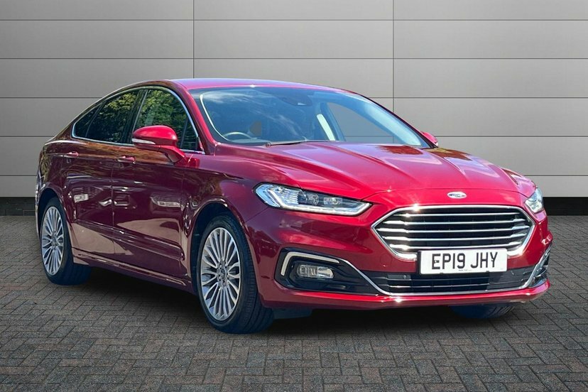 Ford Mondeo 1.5T Ecoboost Titanium Edition Hatchback Petro Red