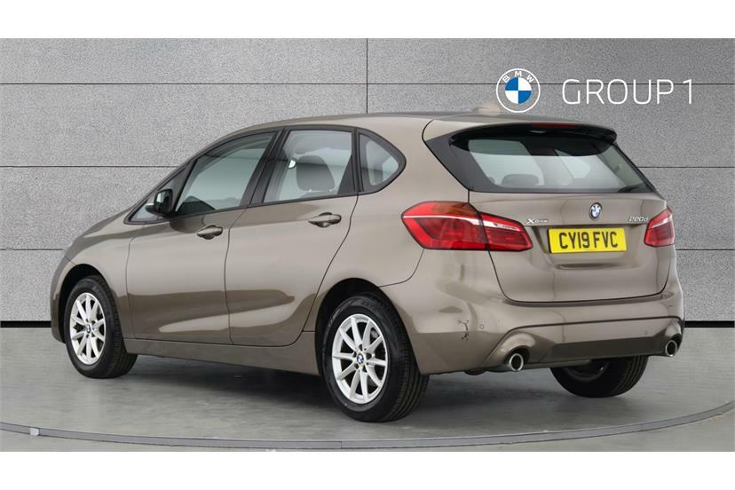 BMW 2 Series 220D Xdrive Se Step  #2
