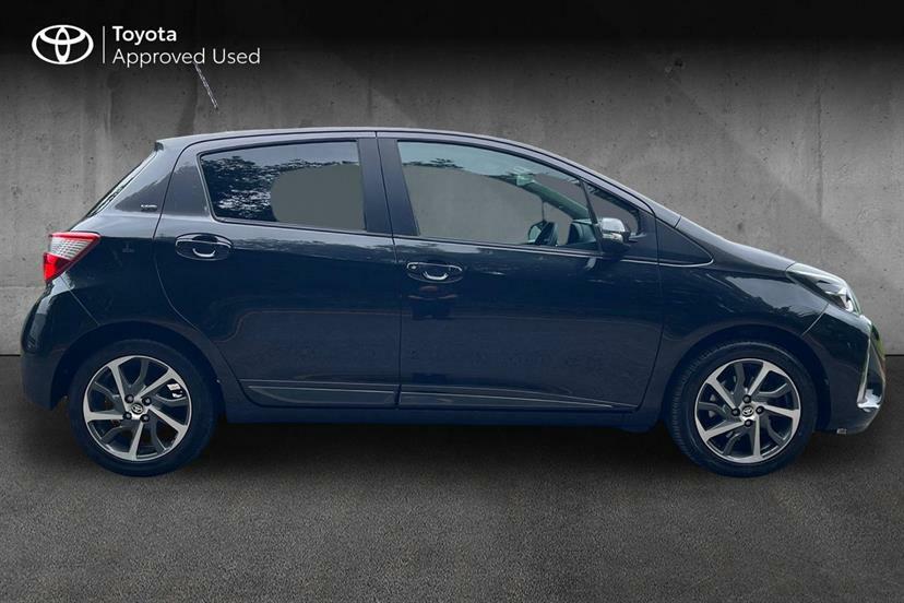 Toyota Yaris 1.5 Vvt-i Y20 Bi-tonenav Black #4