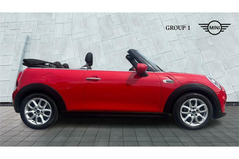 Mini Convertible 1.5 Cooper Classic II Red #3