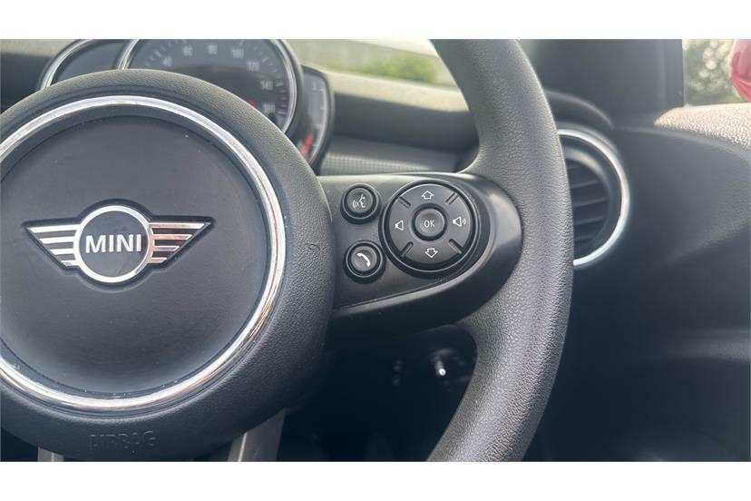 Mini Convertible 1.5 T 136 Bhp Cooper Classic Convertible #18