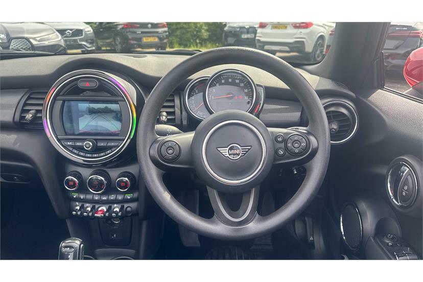 Mini Convertible 1.5 Cooper Classic II Red #5