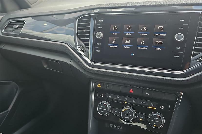 Volkswagen T-Roc Se Blue #36