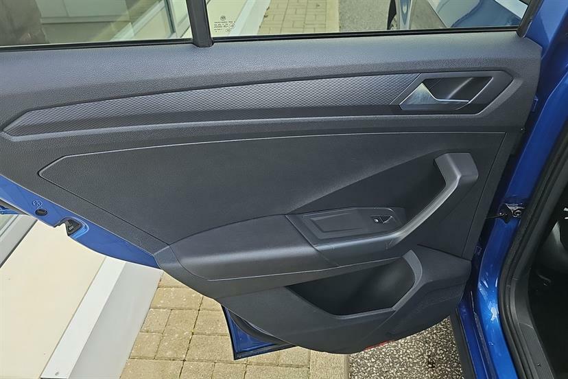 Volkswagen T-Roc Se Blue #15
