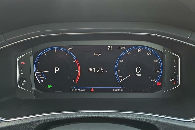Volkswagen T-Roc Se Blue #7