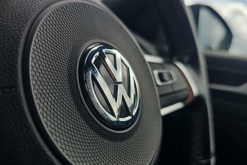 Volkswagen T-Roc Se Blue #52