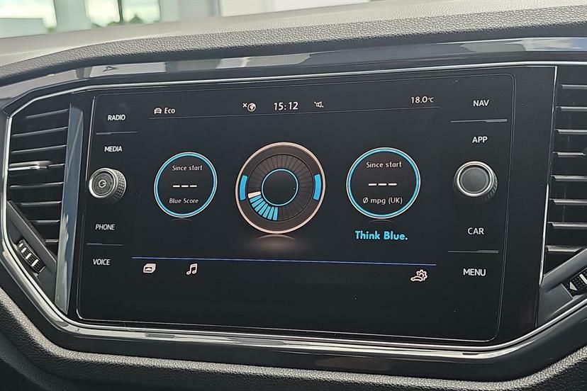 Volkswagen T-Roc Se Blue #44