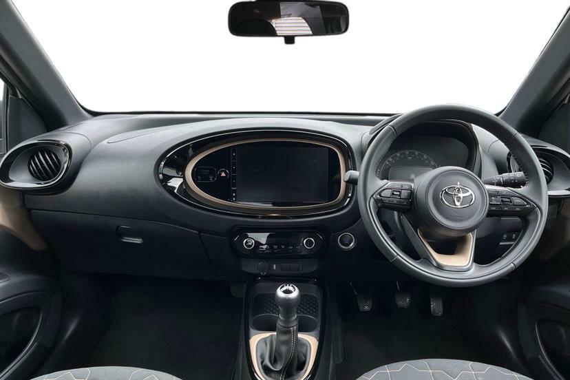 Toyota Aygo X 1.0 Vvt-i Exclusive Black #6