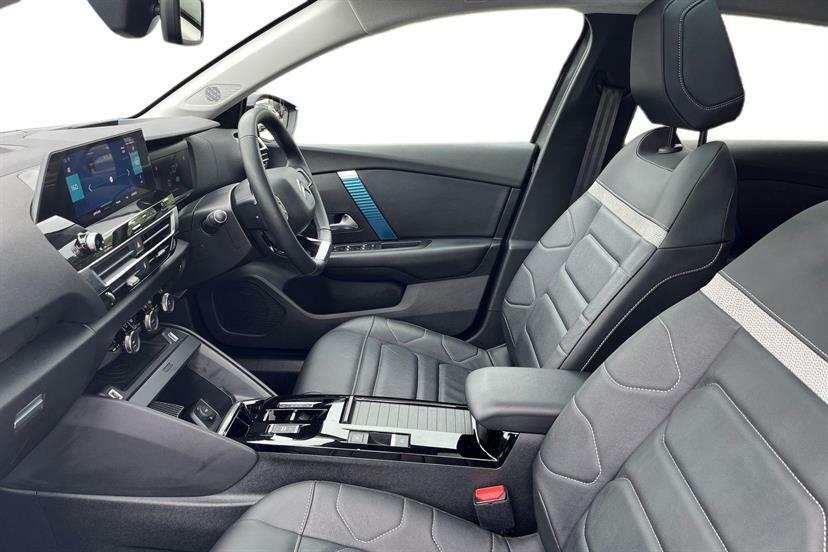 Citroen e-C4 100Kw Shine Plus 50Kwh Grey #2
