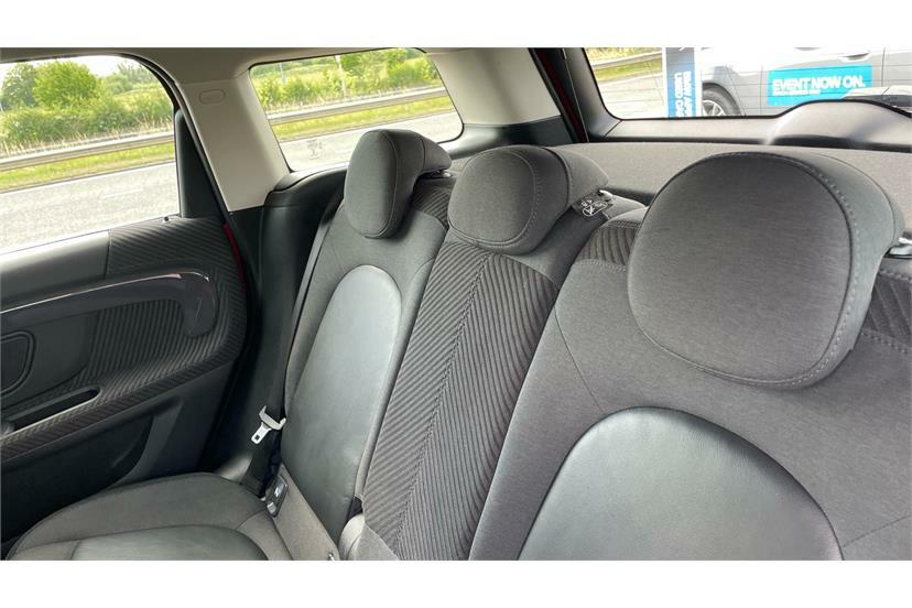 Mini Countryman 2.0 Cooper S Chili Pack 7 Speed Black #32