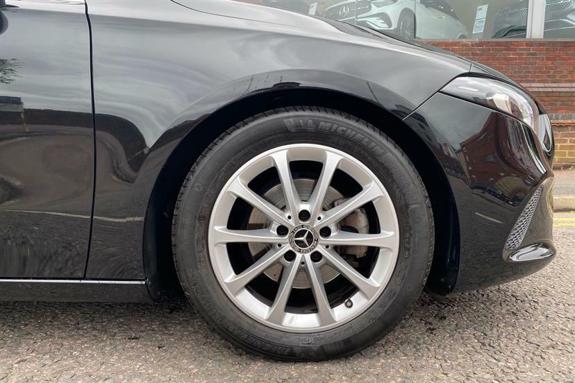 Mercedes-Benz A Class A180d Sport Black #4