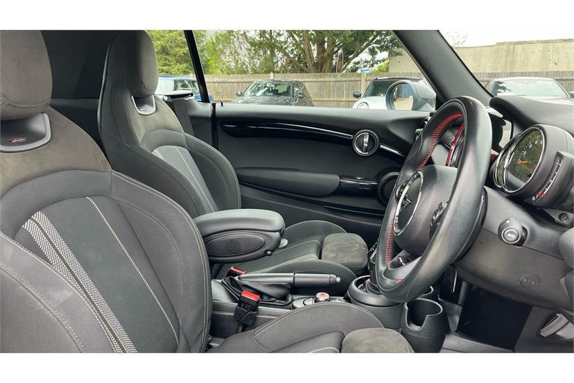Mini Convertible 1.5 Cooper Exclusive Convertible Black #11