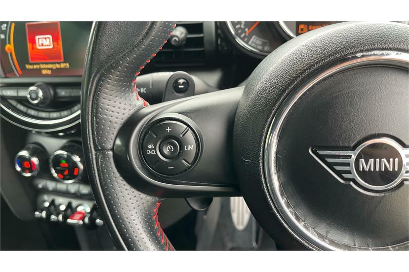 Mini Convertible 1.5 Cooper Exclusive Convertible Black #17