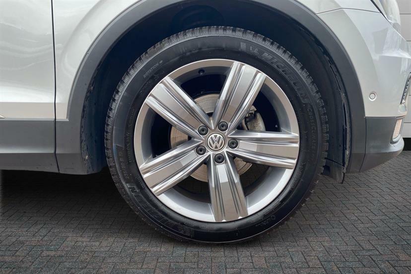 Volkswagen Tiguan 1.5 Tsi Evo 130 Match Silver #3