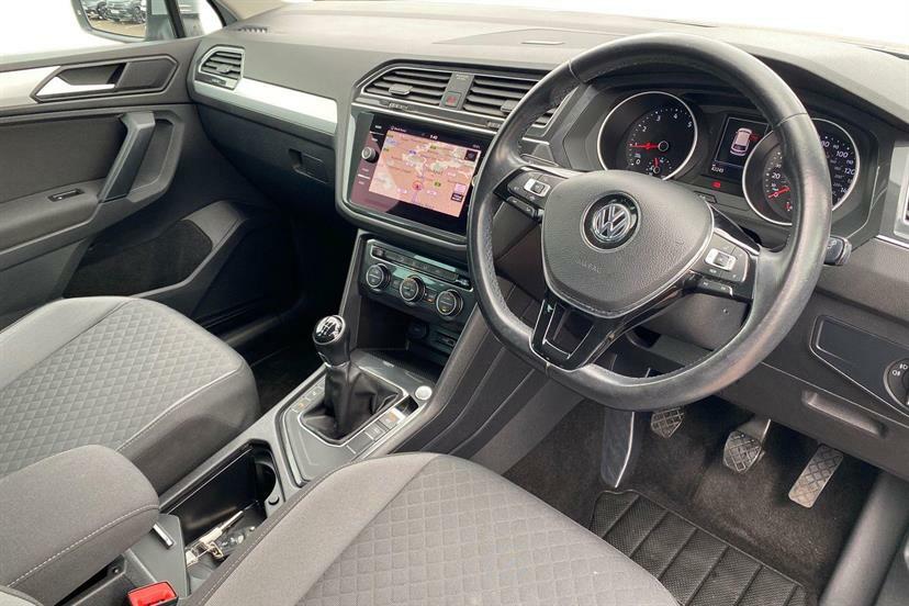 Volkswagen Tiguan 1.5 Tsi Evo 130 Match Silver #4