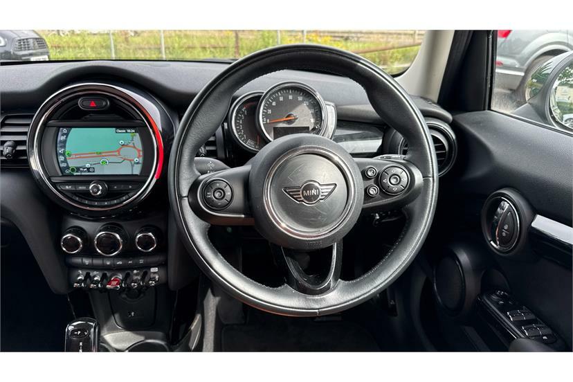 Mini Hatch 1.5 Cooper II Green #5