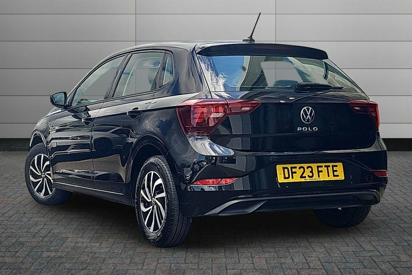 Volkswagen Polo 1.0 Tsi Life Hatchback 95 Ps DF23FTE Black #3