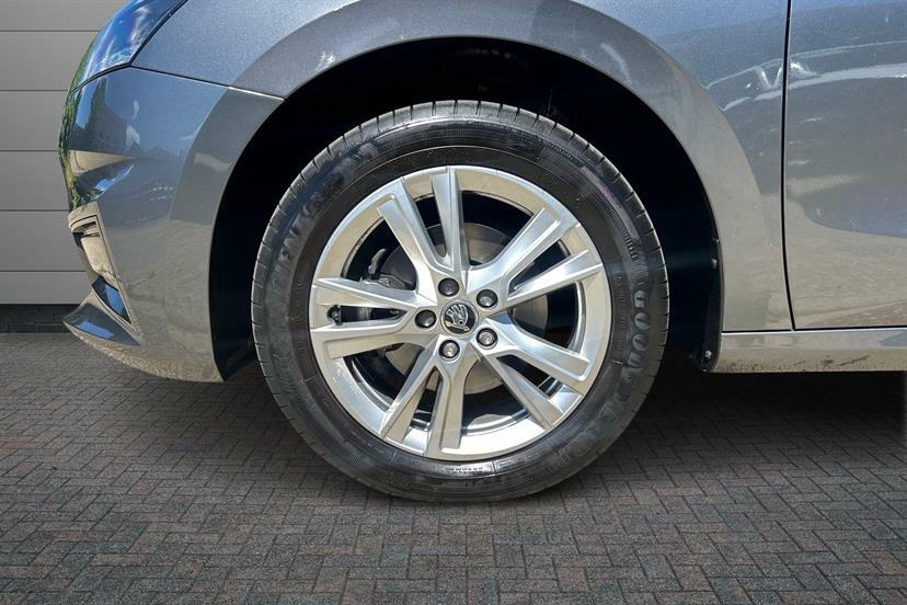 Skoda Fabia 1.0 Tsi 116 Se L Dsg Grey #5